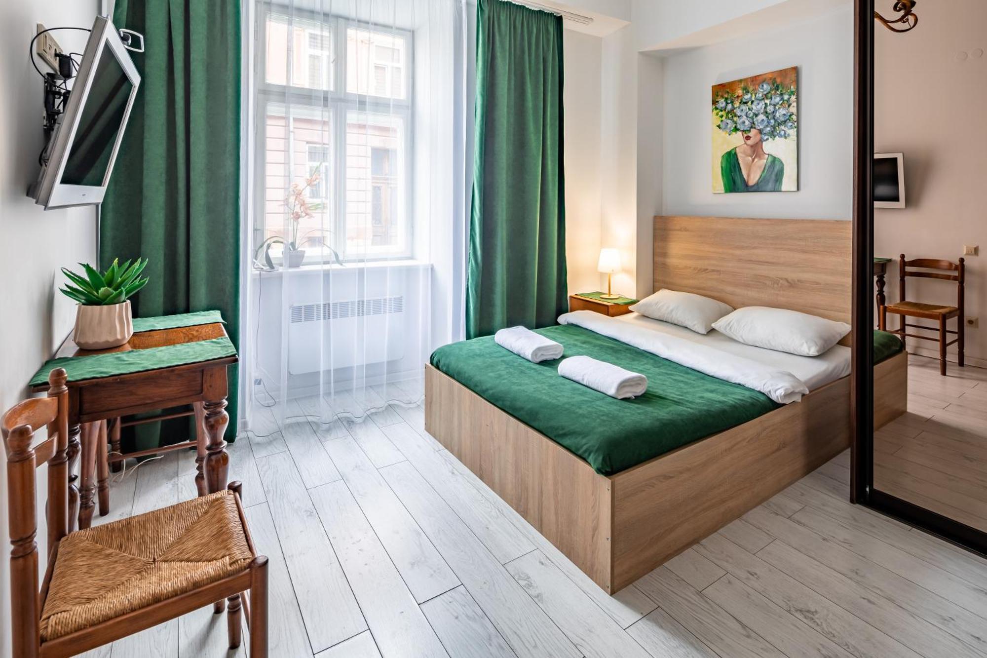 Apartment On Virmens'Ka Street Leopoli Esterno foto